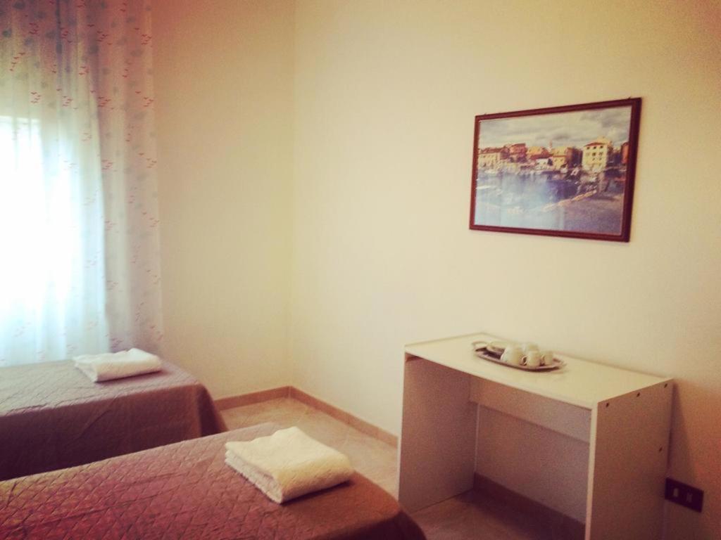 A Due Passi Rooms La Maddalena  Exteriör bild